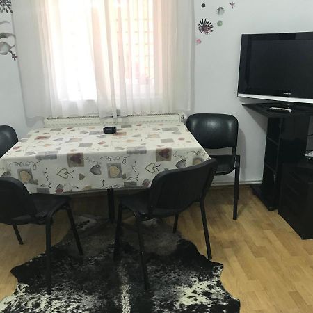 Vila Permissive Kluž Exteriér fotografie