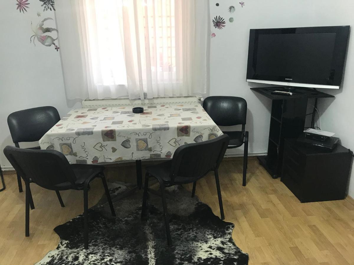 Vila Permissive Kluž Exteriér fotografie